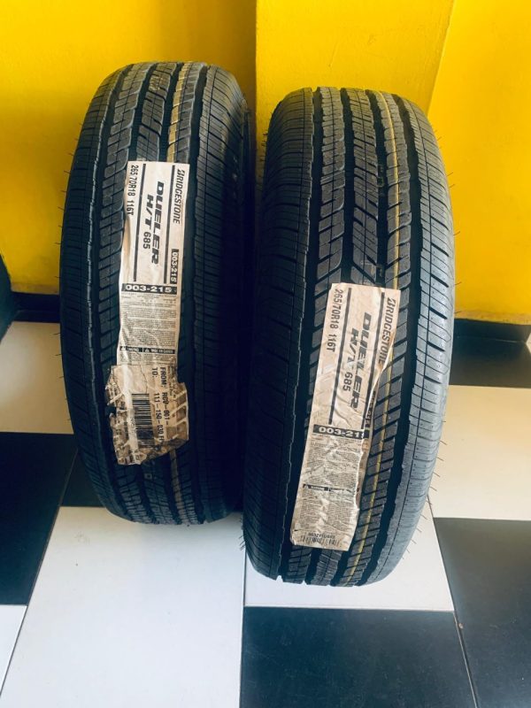 Brigdestone 265/70R18